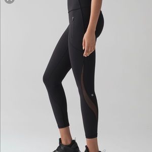 SOLD!!!! Lululemon Invigorate 7/8